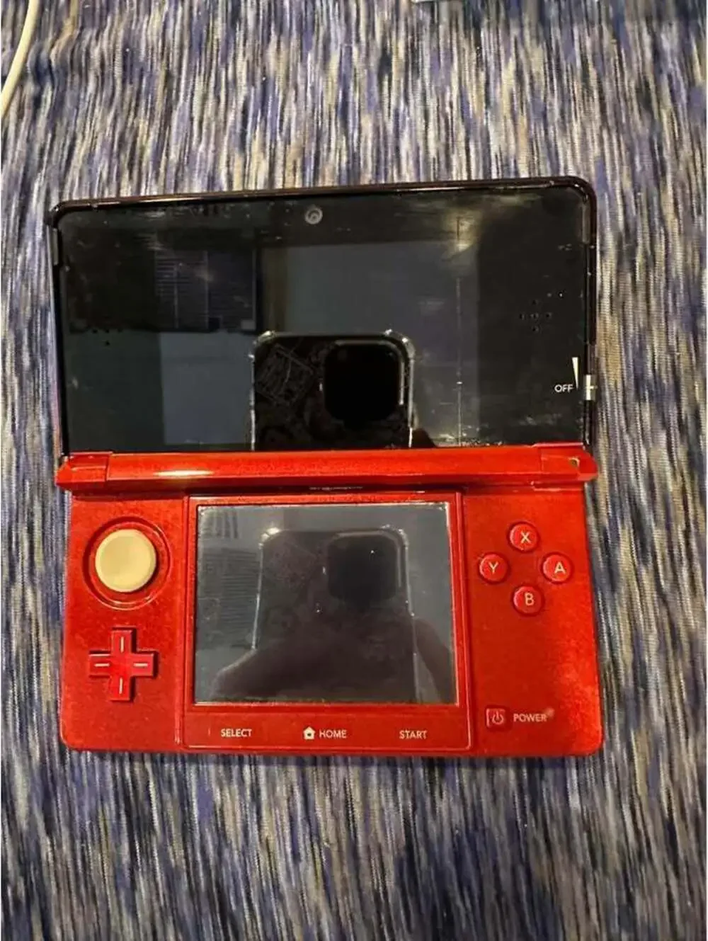 CIB pink Nintendo, DSI, and red 3DS bundle